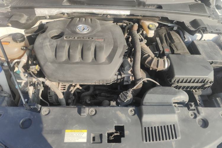 Used Dongfeng Aeolus Yixuan GS 2021 230T Automatic Star-Chasing Edition Engine Bay