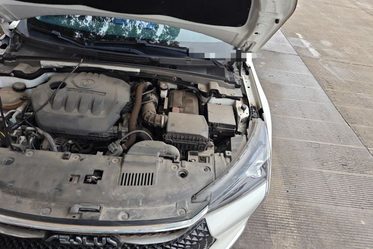 Used Dongfeng Aeolus Yixuan GS 2021 230T Automatic Star-Chasing Edition Engine Bay Left