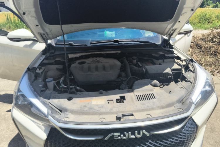 Used Dongfeng Aeolus Yixuan GS 2021 230T Automatic Chasing the Moon Edition Engine Bay