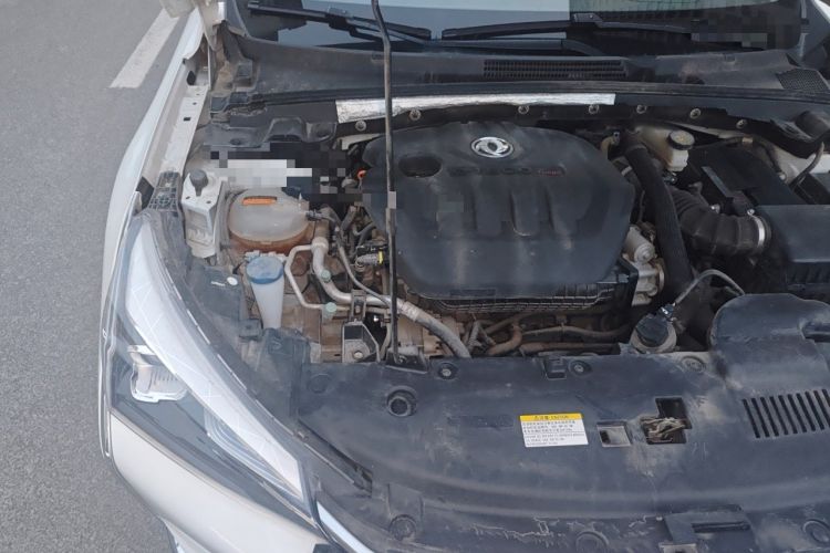 Used Dongfeng Aeolus Yixuan GS 2021 230T Automatic Star-Chasing Edition Engine Bay Right