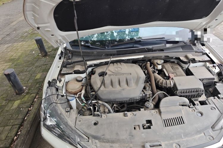 Used Dongfeng Aeolus Yixuan GS 2021 230T Automatic Star-Chasing Edition Engine Bay Right