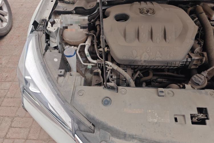 Used Dongfeng Aeolus Yixuan GS 2021 230T Automatic Star-Chasing Edition Engine Bay Right