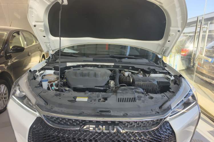 Used Dongfeng Aeolus Yixuan GS 2021 230T Automatic Star-Chasing Edition Engine Bay