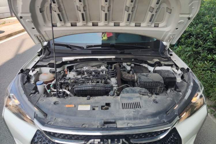 Used Dongfeng Aeolus Yixuan GS 2021 230T Automatic Star-Chasing Edition Engine Bay