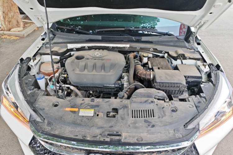 Used Dongfeng Aeolus Yixuan GS 2021 230T Automatic Star-Chasing Edition Engine Bay