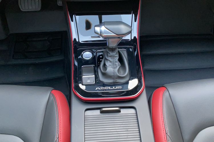 Used Dongfeng Aeolus Yixuan GS 2021 230T Automatic Star-Chasing Warrior Edition Gear Lever
