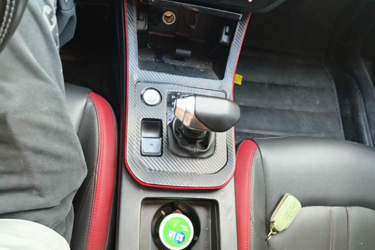 Used Dongfeng Aeolus Yixuan GS 2021 230T Automatic Star-Chasing Edition Gear Lever
