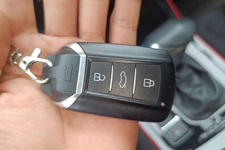 Used Dongfeng Aeolus Yixuan GS 2021 230T Automatic Chasing the Moon Edition Interior 1