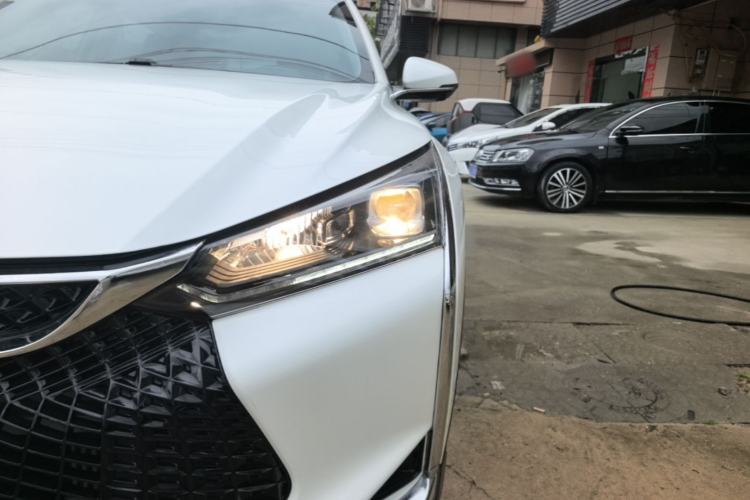 Used Dongfeng Aeolus Yixuan GS 2021 230T Automatic Star-Chasing Edition Left Front Headlight