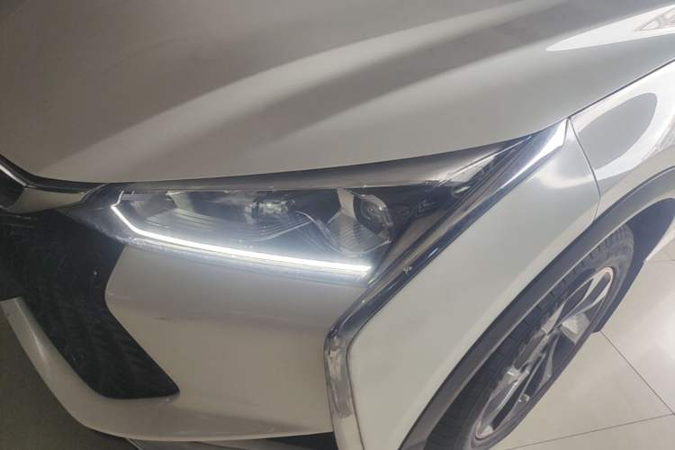Used Dongfeng Aeolus Yixuan GS 2021 230T Automatic Star-Chasing Edition Left Front Headlight