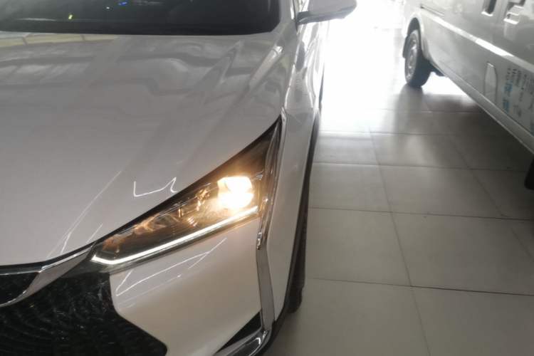 Used Dongfeng Aeolus Yixuan GS 2021 230T Automatic Star-Chasing Edition Left Front Headlight