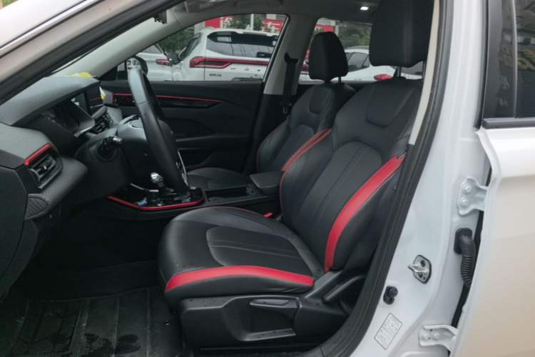 Used Dongfeng Aeolus Yixuan GS 2021 230T Automatic Star-Chasing Edition Left Front Seat