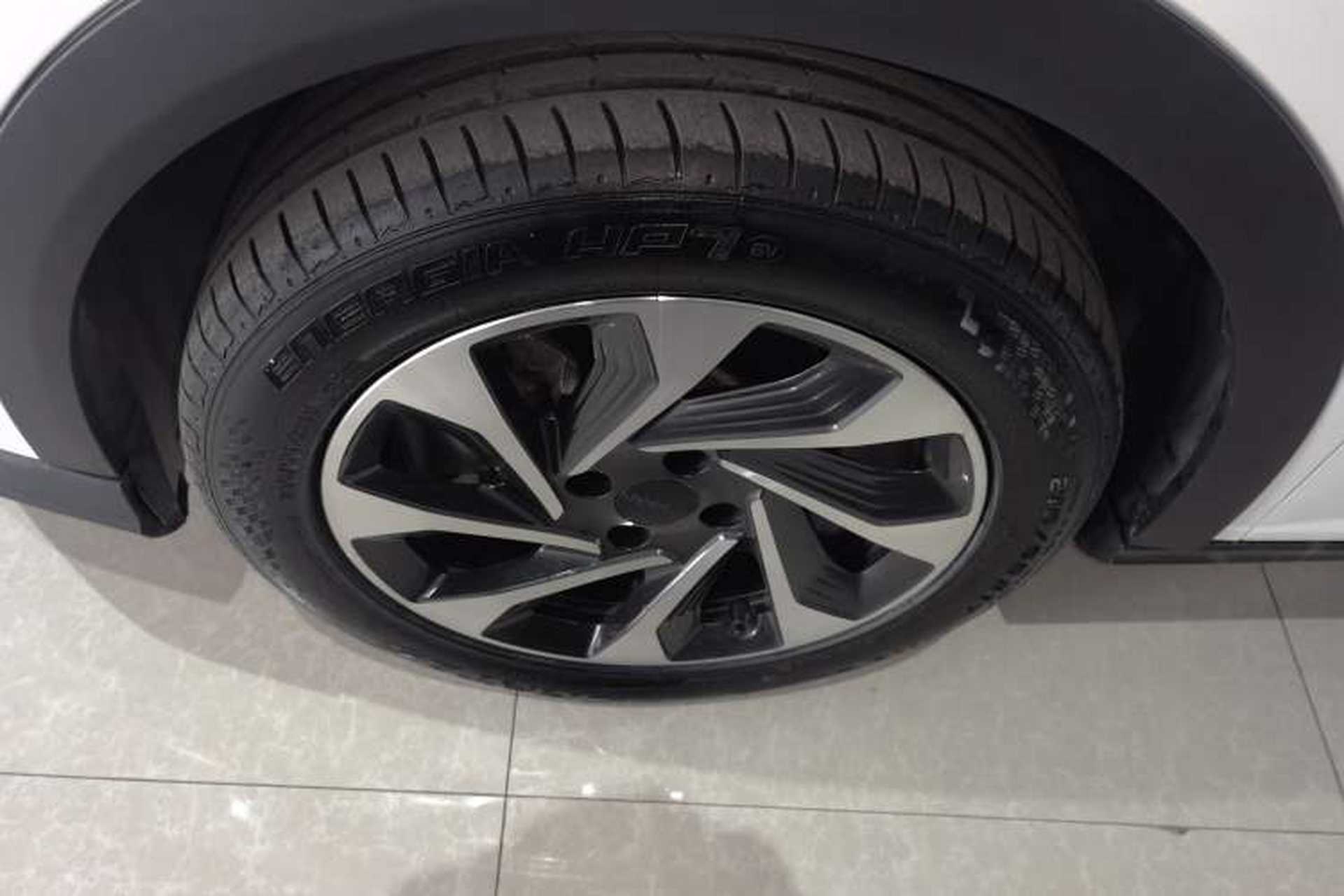 Used Dongfeng Aeolus Yixuan GS 2021 230T Automatic Star-Chasing Edition Left Front Wheel Hub