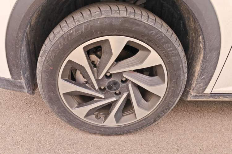 Used Dongfeng Aeolus Yixuan GS 2021 230T Automatic Star-Chasing Edition Left Front Wheel Hub