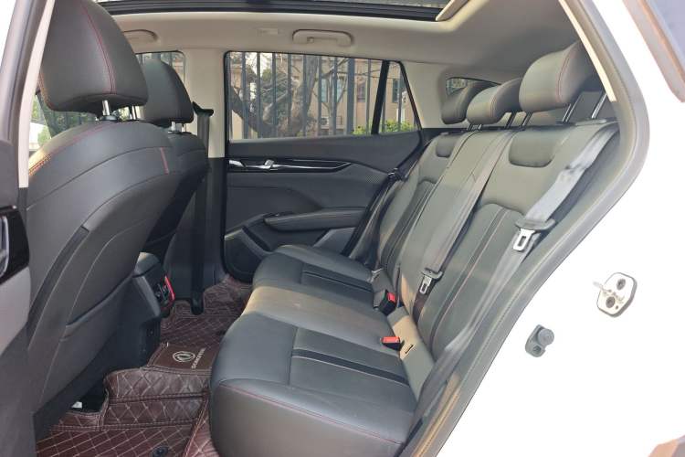 Used Dongfeng Aeolus Yixuan GS 2021 230T Automatic Star-Chasing Edition Left Rear Seat