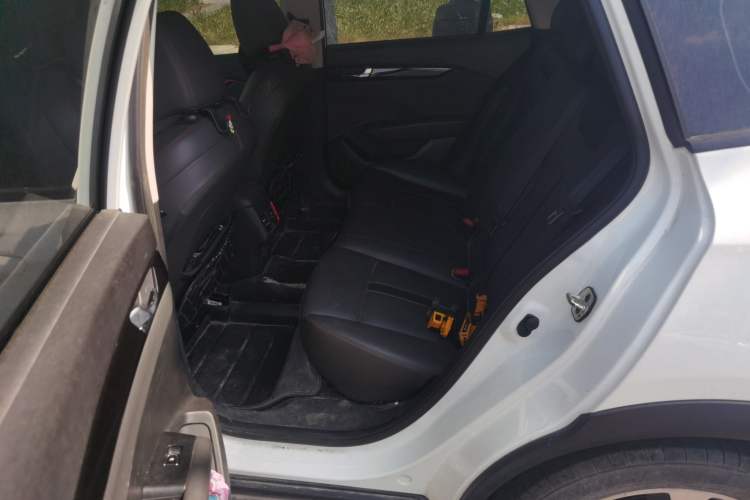 Used Dongfeng Aeolus Yixuan GS 2021 230T Automatic Chasing the Moon Edition Left Rear Seat