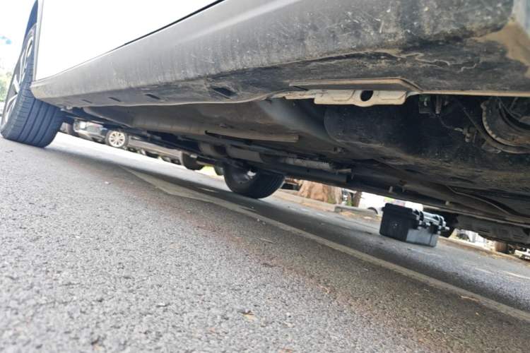 Used Dongfeng Aeolus Yixuan GS 2021 230T Automatic Star-Chasing Edition Left Side Sill