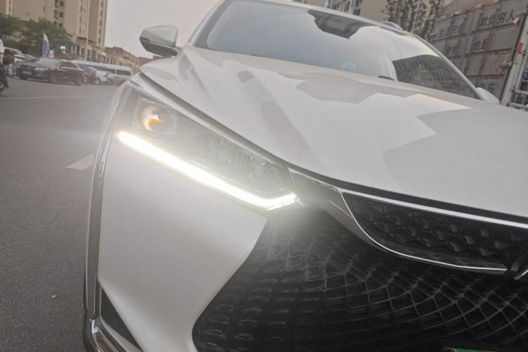 Used Dongfeng Aeolus Yixuan GS 2021 230T Automatic Star-Chasing Edition Right Front Headlight