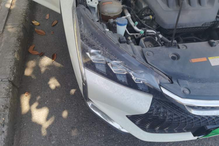 Used Dongfeng Aeolus Yixuan GS 2021 230T Automatic Chasing the Moon Edition Right Front Headlight