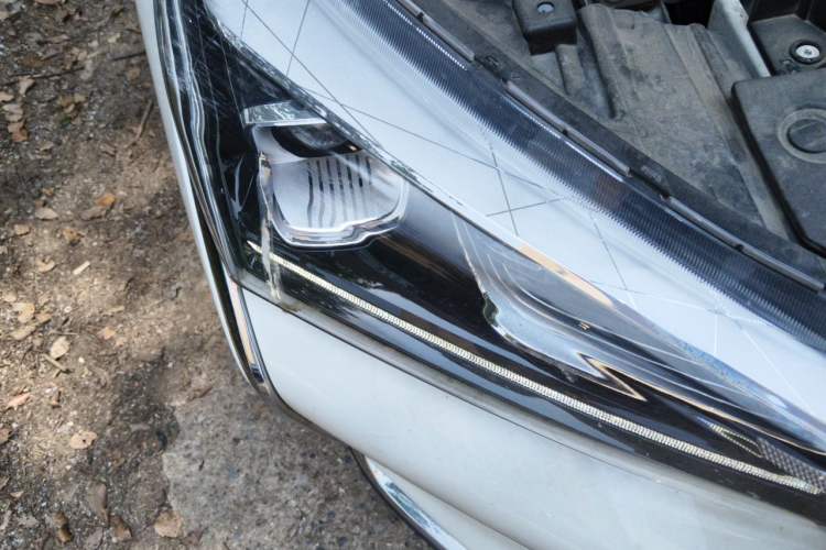 Used Dongfeng Aeolus Yixuan GS 2021 230T Automatic Star-Chasing Edition Right Front Headlight
