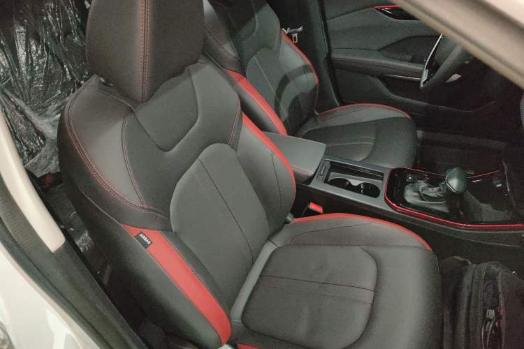 Used Dongfeng Aeolus Yixuan GS 2021 230T Automatic Star-Chasing Edition Right Front Seat
