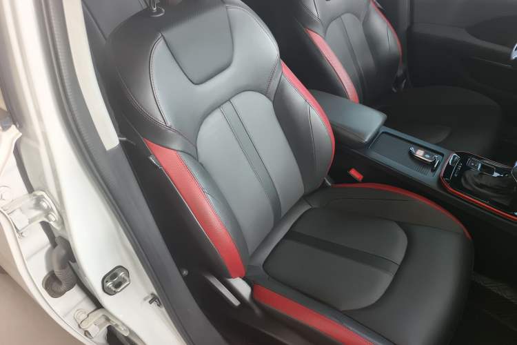 Used Dongfeng Aeolus Yixuan GS 2021 230T Automatic Star-Chasing Edition Right Front Seat