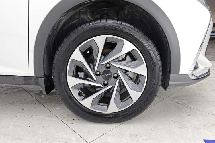 Used Dongfeng Aeolus Yixuan GS 2021 230T Automatic Star-Chasing Edition Right Rear Wheel Hub