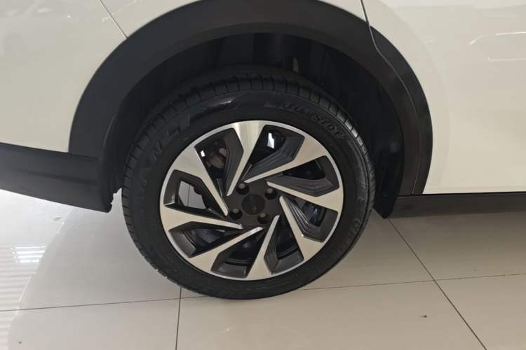 Used Dongfeng Aeolus Yixuan GS 2021 230T Automatic Star-Chasing Edition Right Rear Wheel Hub