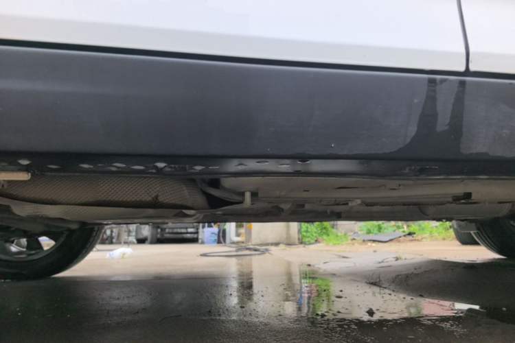 Used Dongfeng Aeolus Yixuan GS 2021 230T Automatic Star-Chasing Edition Right Side Sill
