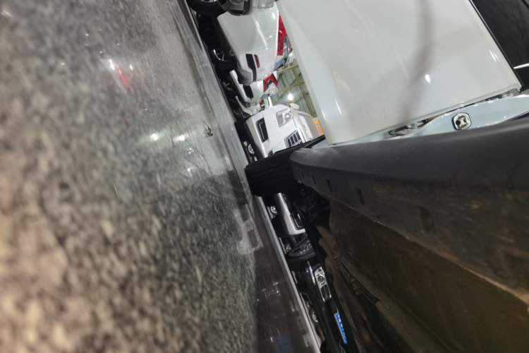 Used Dongfeng Aeolus Yixuan GS 2021 230T Automatic Star-Chasing Edition Right Side Sill