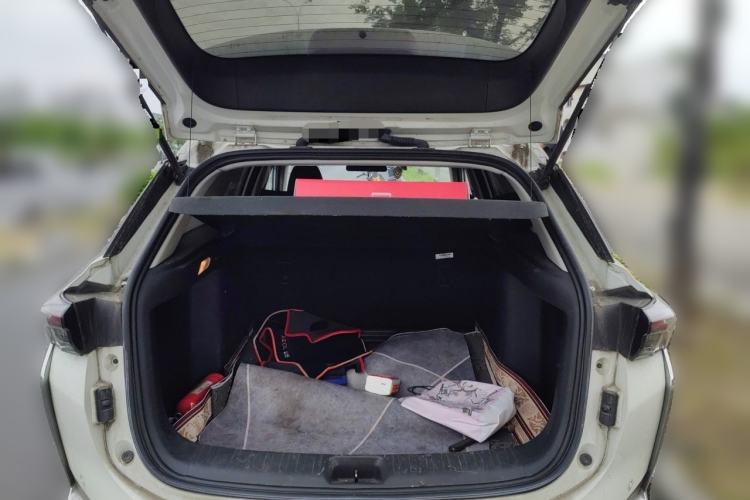 Used Dongfeng Aeolus Yixuan GS 2021 230T Automatic Star-Chasing Edition Trunk