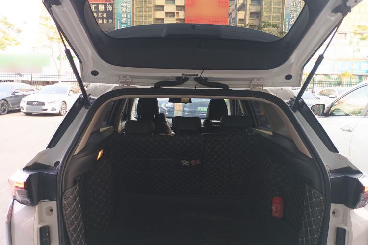 Used Dongfeng Aeolus Yixuan GS 2021 230T Automatic Star-Chasing Edition Trunk