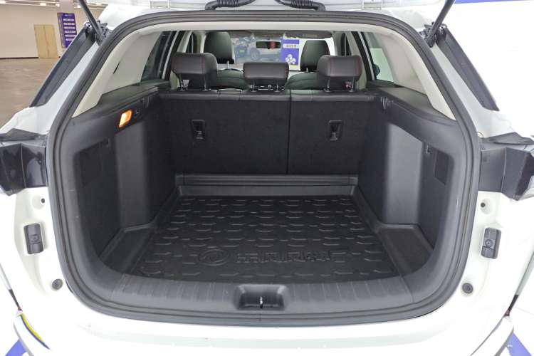 Used Dongfeng Aeolus Yixuan GS 2021 230T Automatic Star-Chasing Edition Trunk