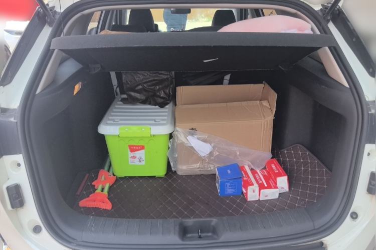 Used Dongfeng Aeolus Yixuan GS 2021 230T Automatic Star-Chasing Edition Trunk