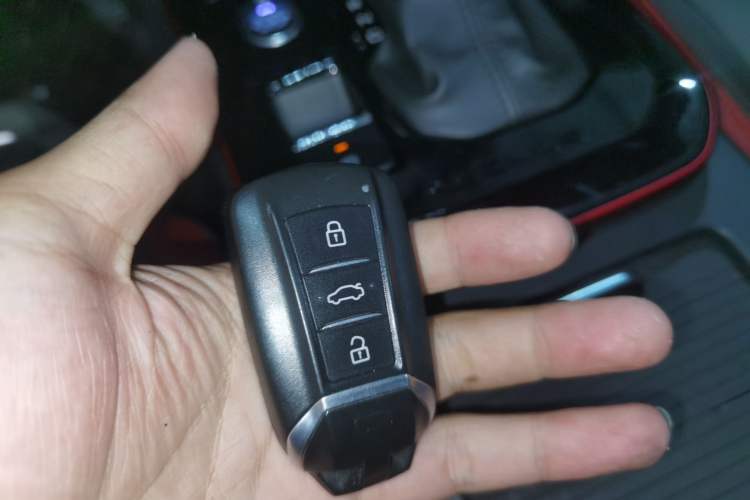 Used Dongfeng Aeolus Yixuan GS 2021 230T Automatic Star-Chasing Edition Vehicle Key