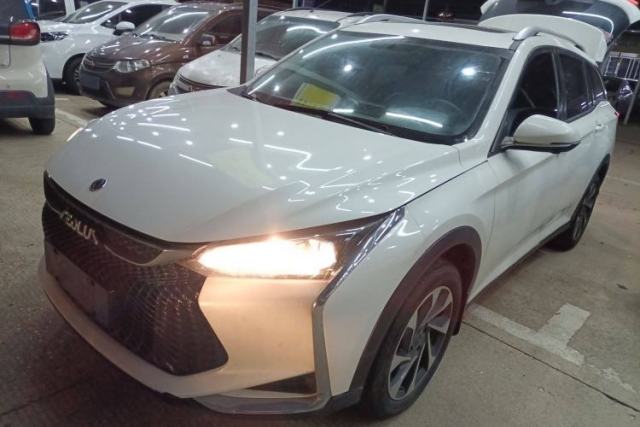 Ojetý Dongfeng Aeolus Yixuan GS 2021 230T Automatic Star-Chasing Edition