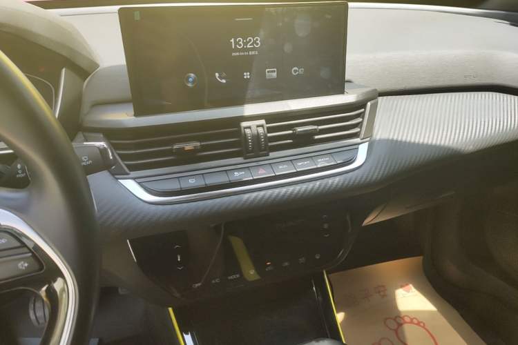 Used Dongfeng Aeolus Yixuan GS 2021 230T Automatic Zuiyao Wushu Edition Audio And AC Panel