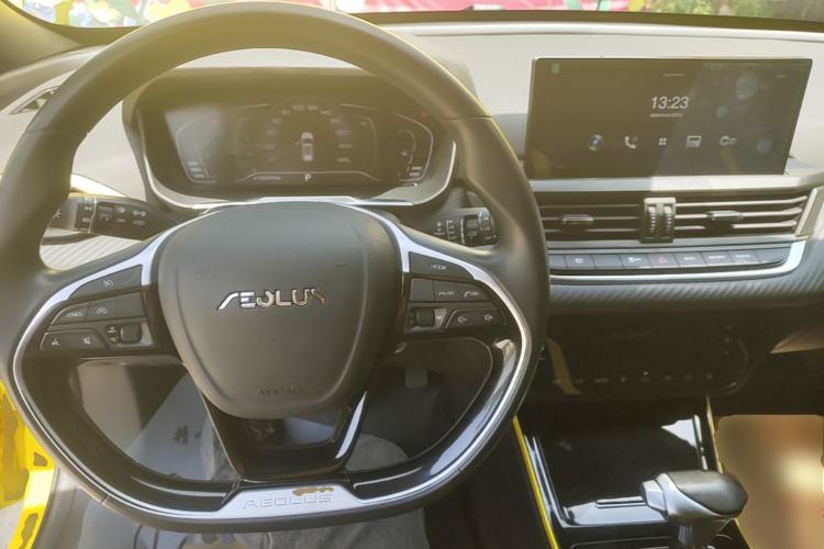 Used Dongfeng Aeolus Yixuan GS 2021 230T Automatic Zuiyao Wushu Edition Center Console
