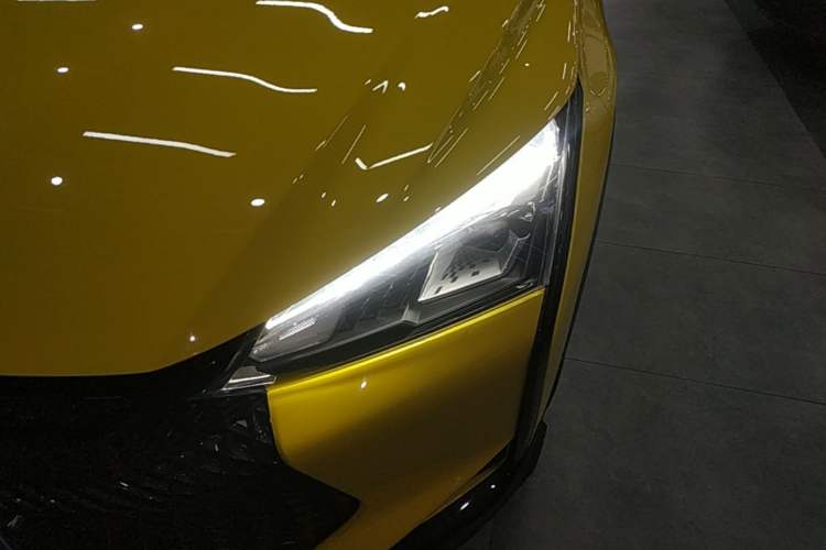 Used Dongfeng Aeolus Yixuan GS 2021 230T Automatic Zuiyao Wushu Edition Left Front Headlight