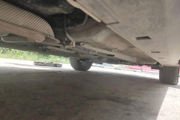 Used Dongfeng Aeolus Yixuan GS 2021 230T Automatic Zuiyao Wushu Edition Right Side Sill
