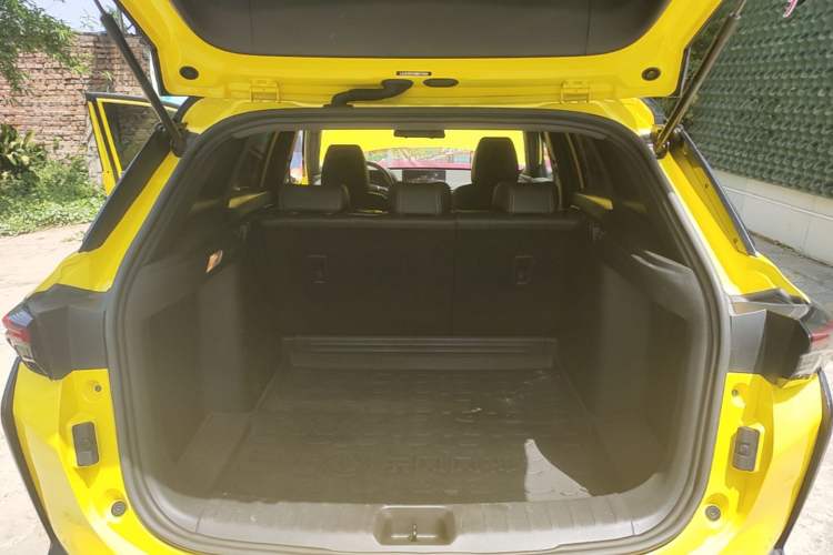 Used Dongfeng Aeolus Yixuan GS 2021 230T Automatic Zuiyao Wushu Edition Trunk