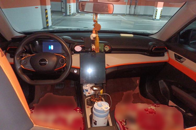 Used Dongfeng Aeolus Yixuan GS 2023 Mach Edition 1.5L Automatic Wealth Creation Version Center Console