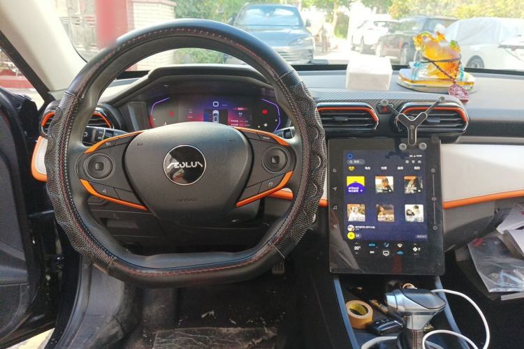 Used Dongfeng Aeolus Yixuan GS 2023 Mach Edition 1.5L Automatic Wealth Creation Version Center Console