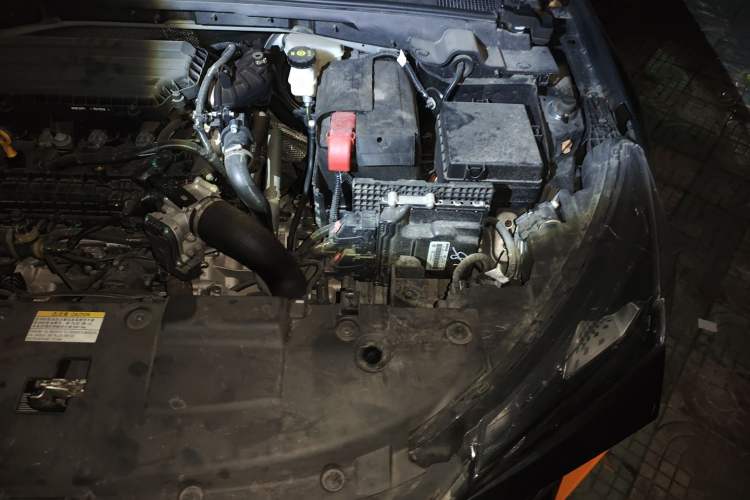 Used Dongfeng Aeolus Yixuan GS 2023 Mach Edition 1.5T Automatic LeKu Version Engine Bay Left