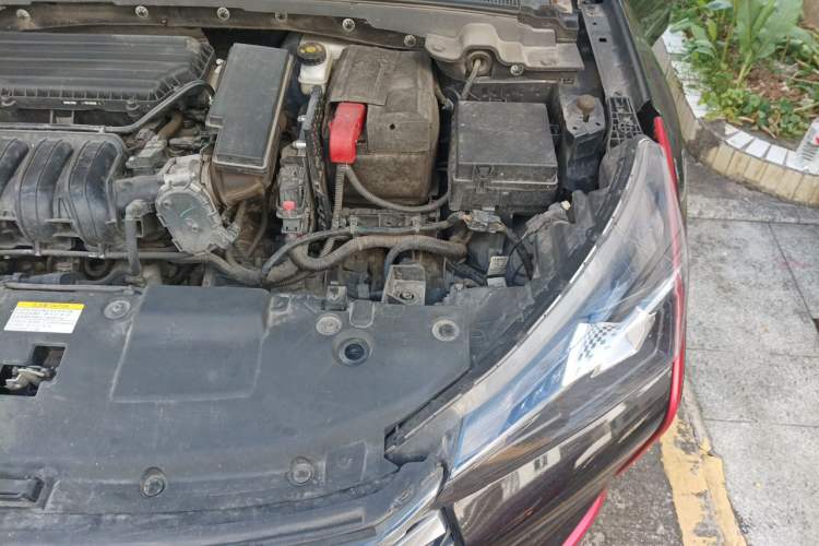 Used Dongfeng Aeolus Yixuan GS 2023 Mach Edition 1.5L Automatic Wealth Creation Version Engine Bay Left