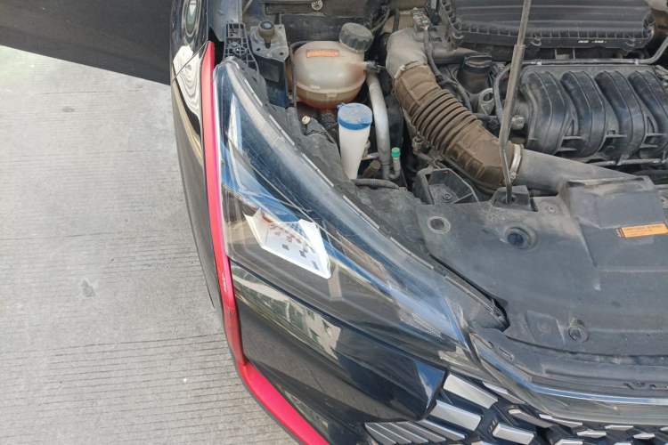 Used Dongfeng Aeolus Yixuan GS 2023 Mach Edition 1.5L Automatic Wealth Creation Version Engine Bay Right