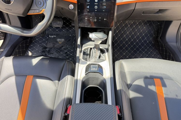 Used Dongfeng Aeolus Yixuan GS 2023 Mach Edition 1.5L Automatic Wealth Creation Version Gear Lever