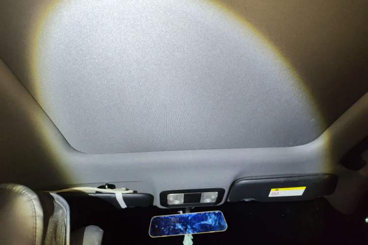 Used Dongfeng Aeolus Yixuan GS 2023 Mach Edition 1.5T Automatic LeKu Version Headliner