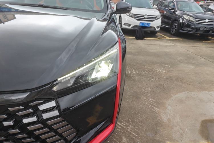 Used Dongfeng Aeolus Yixuan GS 2023 Mach Edition 1.5L Automatic Wealth Creation Version Left Front Headlight