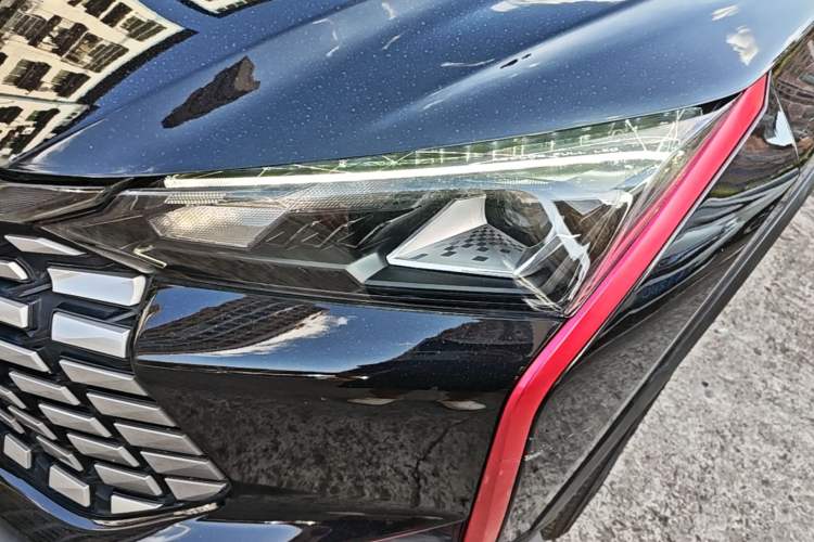 Used Dongfeng Aeolus Yixuan GS 2023 Mach Edition 1.5L Automatic Wealth Creation Version Left Front Headlight